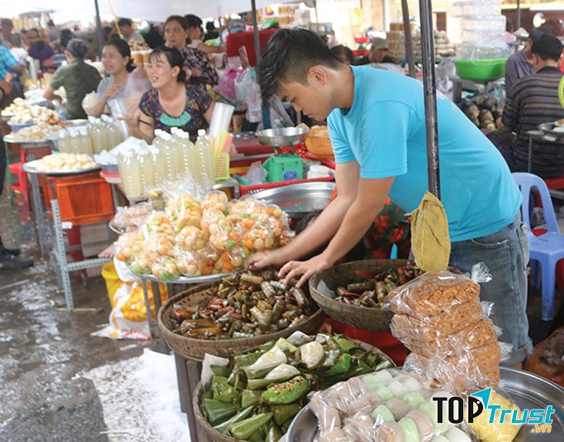 Chợ Châu Đốc với các món ăn đặc sản