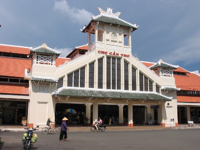 Gắn liền với đời sống người dân miền Tây