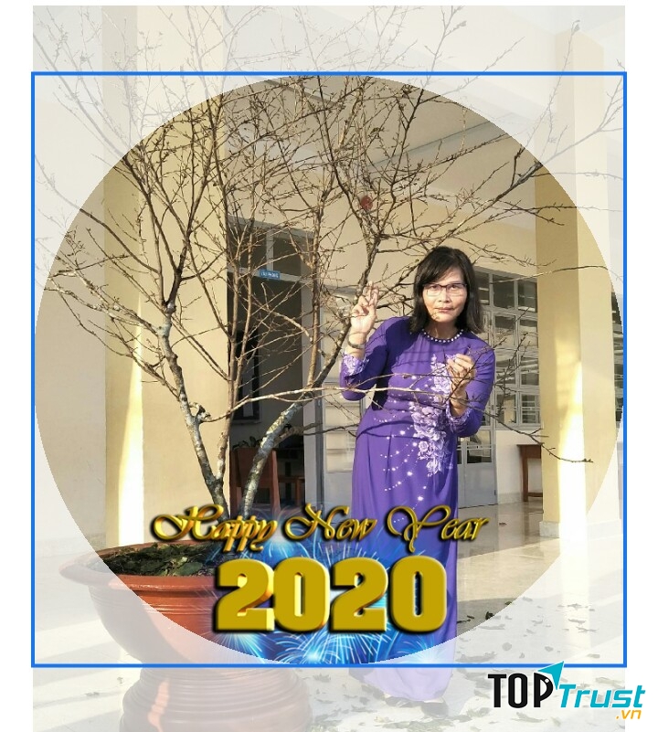 Ảnh chân dung tác giả Hương Tràm