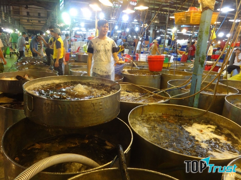 Chợ đầu mối hải sản Thanh Khê