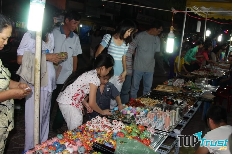 Chợ đêm Hà Tiên