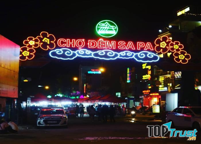 Chợ đêm Sapa