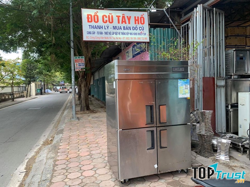 Chợ Đồ Cũ Hồ Tây