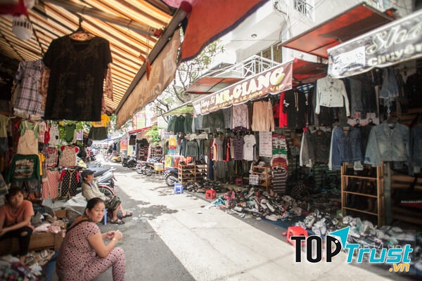 Chợ Đồ Si Bàn Cờ