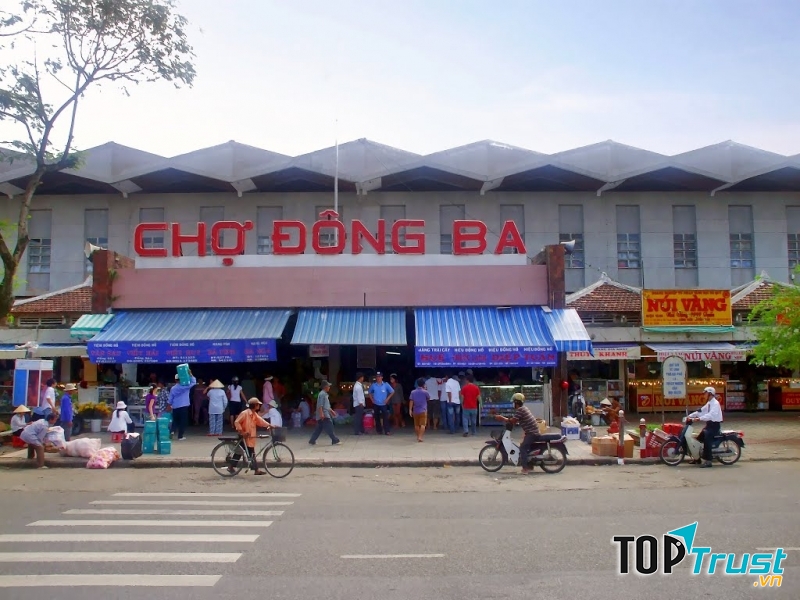 Chợ Đông Ba