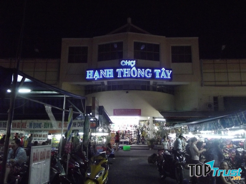 Chợ Hạnh Thông Tây