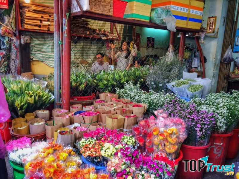 Chợ hoa Quảng An