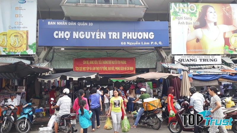 Một khu chợ đồ si mà nhất định không thể bỏ qua nếu bạn là dân chuyên đi săn đồ seconhand, đó chính là chợ Nguyễn Tri Phương.