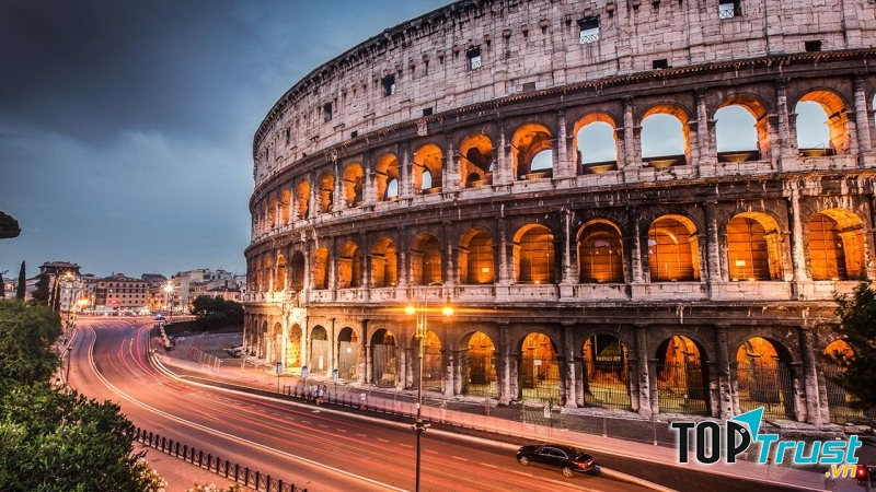 Ngoài đi chợ bạn có thể thăm thú Rome một vòng