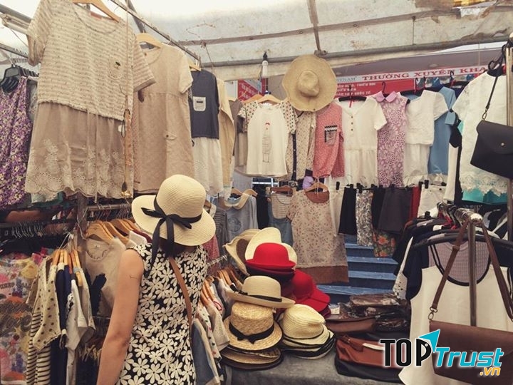 Chợ sale Nguyễn Du