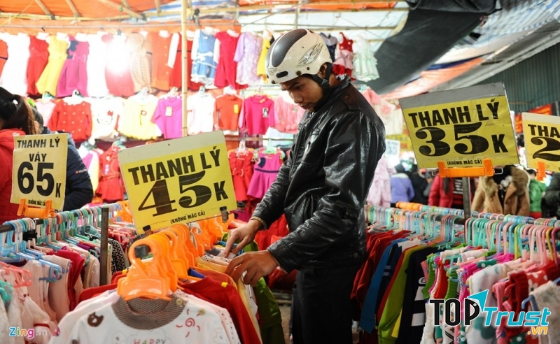 Mức giá thường khá phù hợp với sinh viên và những người lao động.