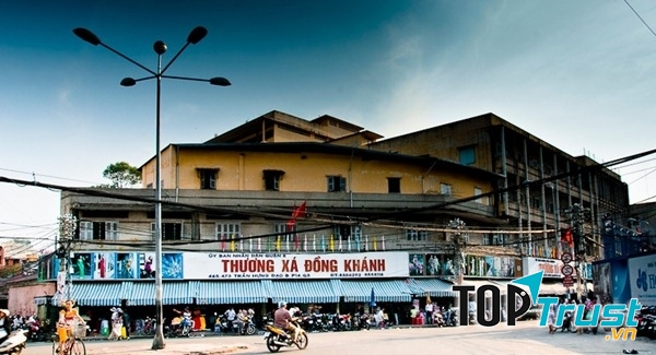 Địa chỉ: 545 Trần Hưng Đạo, phường 14, quận 5