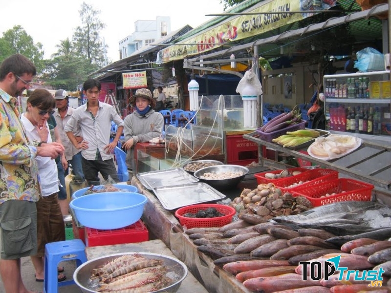 Hải sản được bán tại chợ