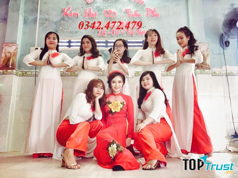 Nơi cho thuê áo dài cưới đẹp, chất lượng và giá cả hợp lý tại Phan Rang.