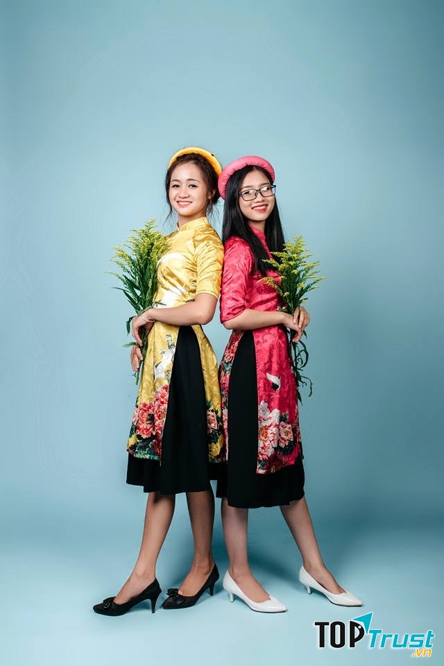 Cho thuê trang phục Cánh sen hồng