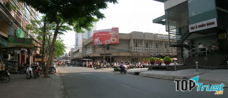 Chợ Xóm Chiếu