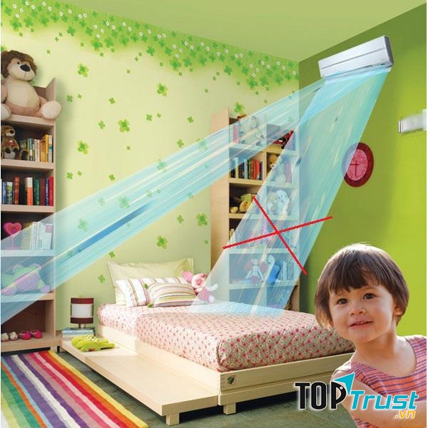 Không được để điều hòa thốc thẳng vào chỗ bé nằm. (Nguồn internet)