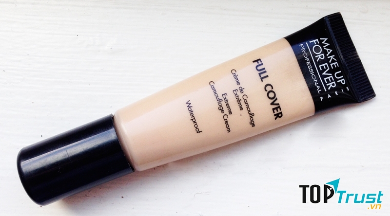 Kem che khuyết điểm Full Cover của Makeup Forever rất thích hợp cho da mụn