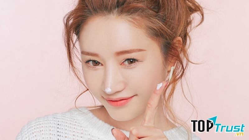 Chọn sản phẩm dưỡng da có kết cấu nhẹ