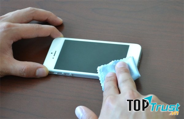 Chọn vải lau cẩn thận