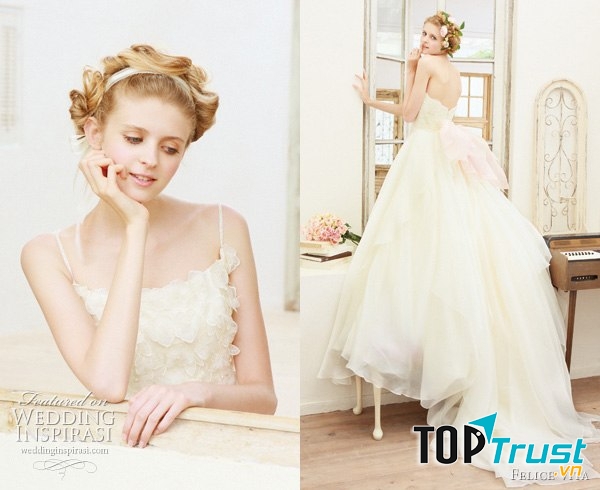 Chọn váy cưới phù hợp với không gian tổ chức đám cưới.