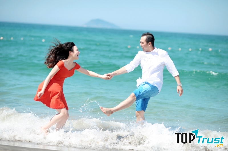 Chọn vị trí phù hợp và khoảnh khắc tự nhiên