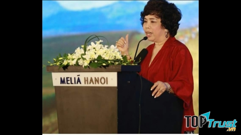 Bà Thái Hương
