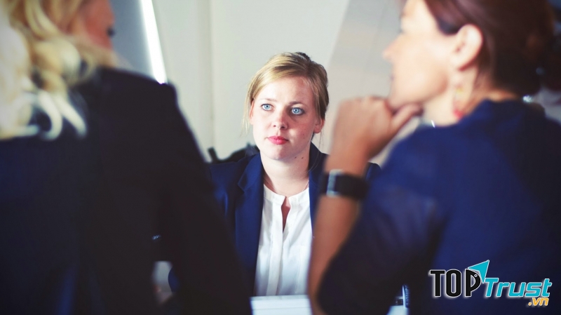 Chú ý cách xưng hô