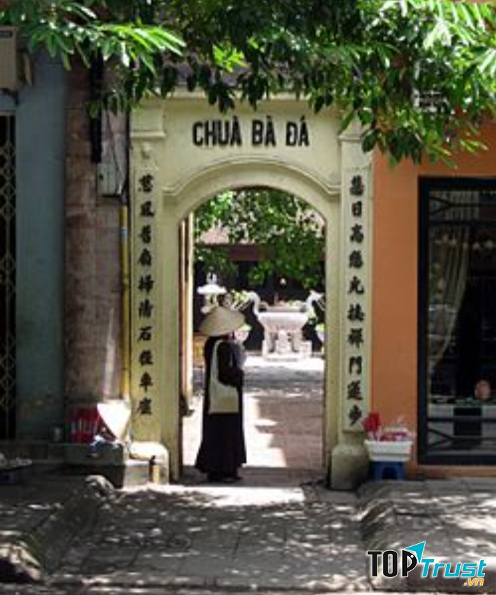 Chùa Bà Đá