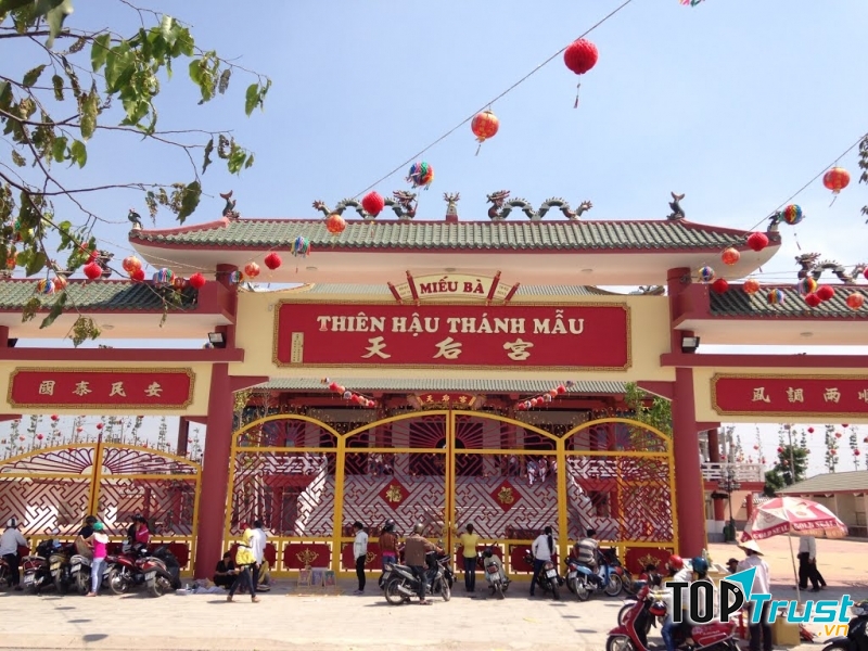 Chùa Bà Thiên Hậu - Bình Dương