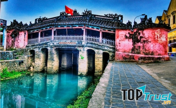 Chùa Cầu