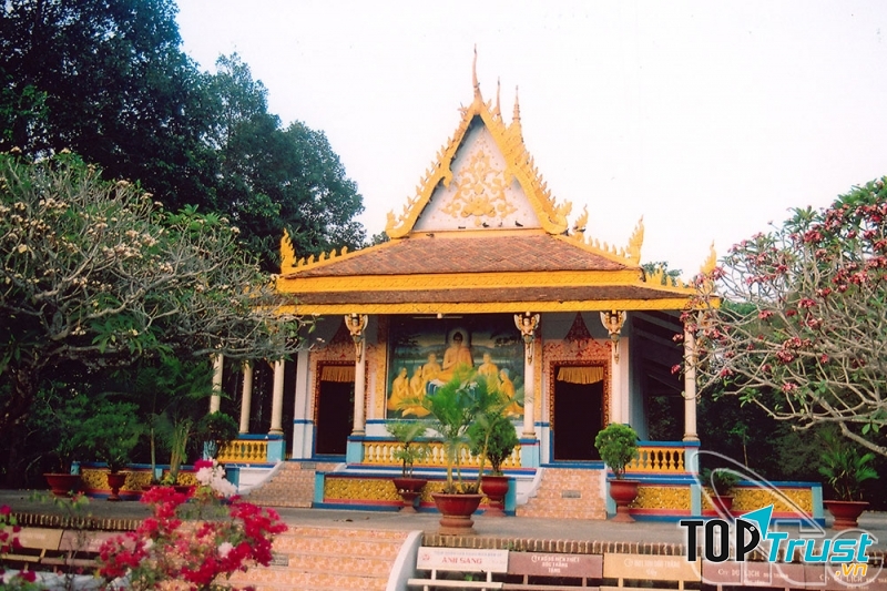 Chùa Dơi Sóc Trăng (Mahatup)