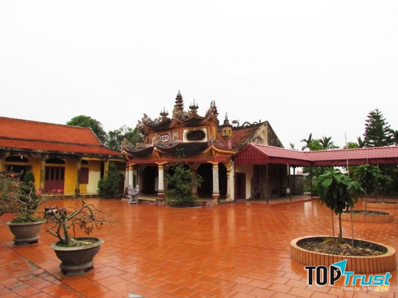 Chùa Đức Hậu
