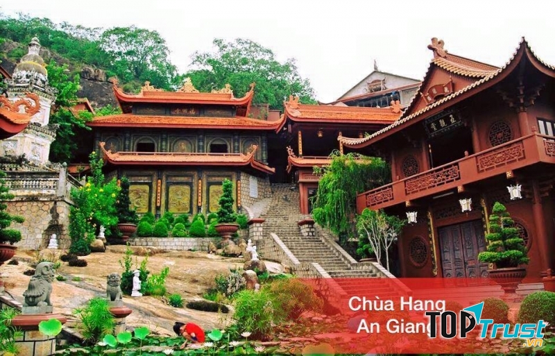 Khung cảnh thanh tịnh và tâm linh