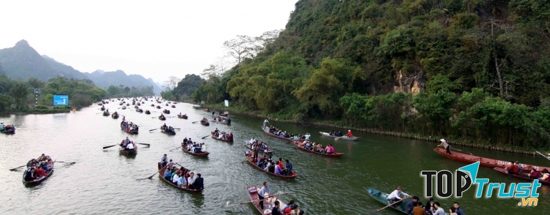 Suối Yến chùa Hương