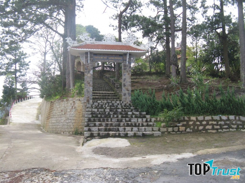 Chùa Linh Phong