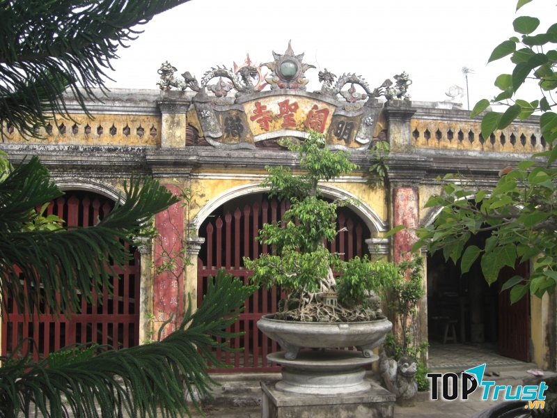 Chùa Ông (Thu Xà)