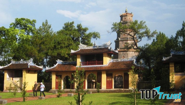 Chùa Thiên Mụ