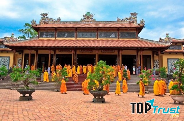 Chùa Từ Đàm