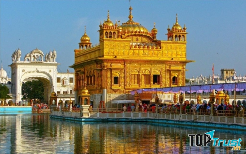 Chùa Vàng, Punjab ở Ấn Độ.