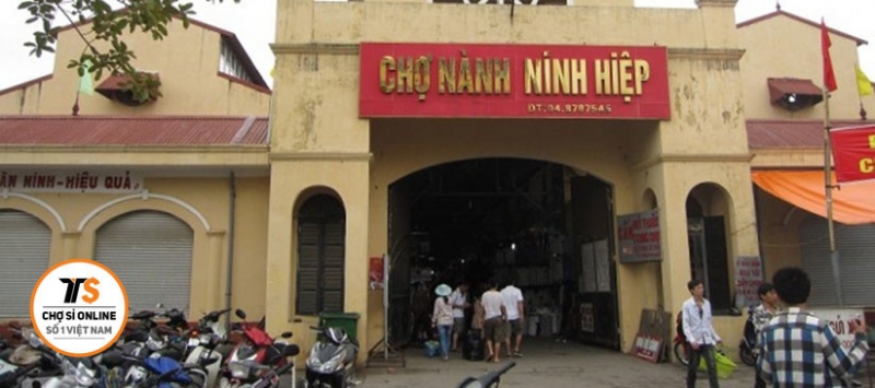 cổng chợ Nành