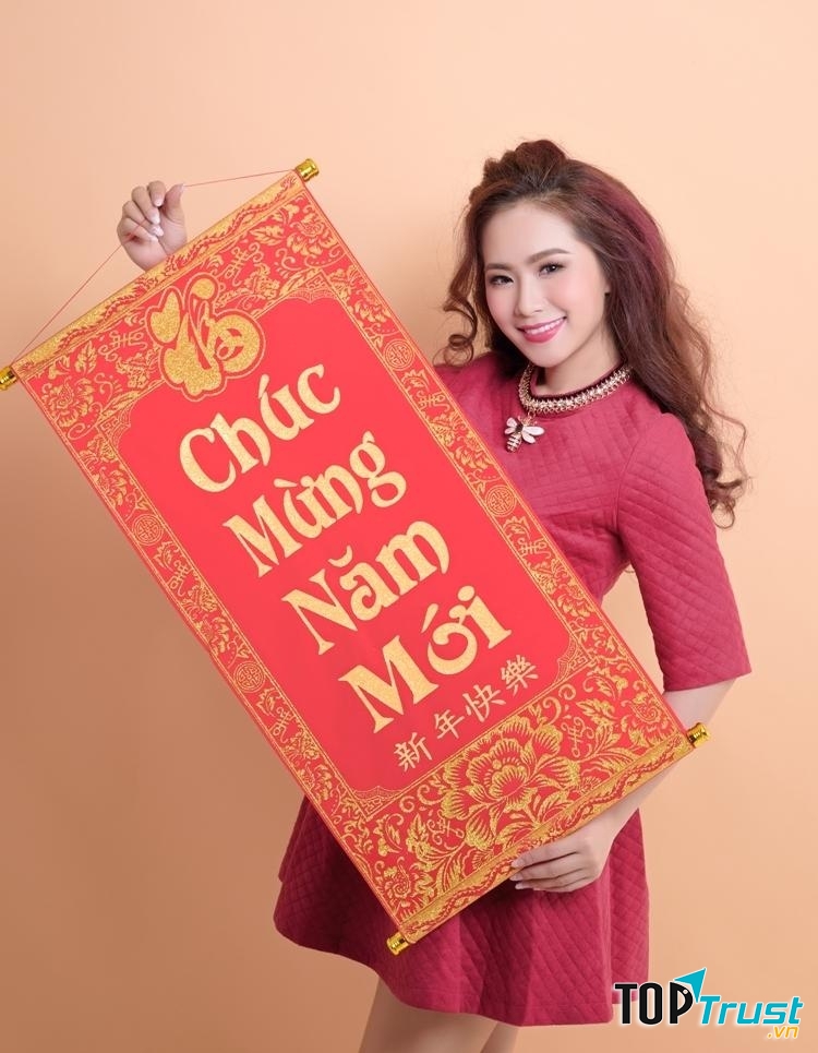 Lương Bích Hữu chúc Tết mọi nhà