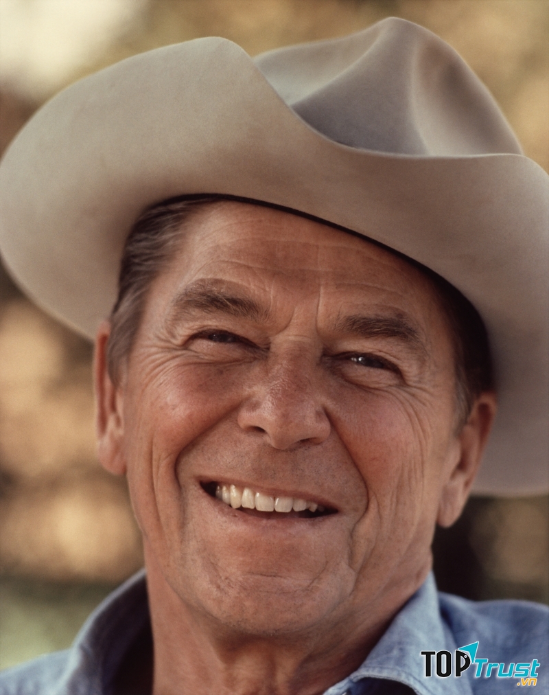 Câu châm ngôn tiêu biểu của Reagan