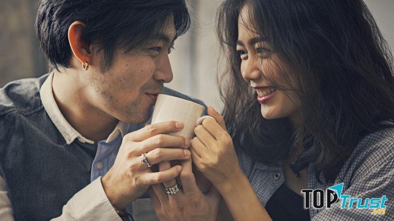 Chung thủy và tin tưởng người vợ