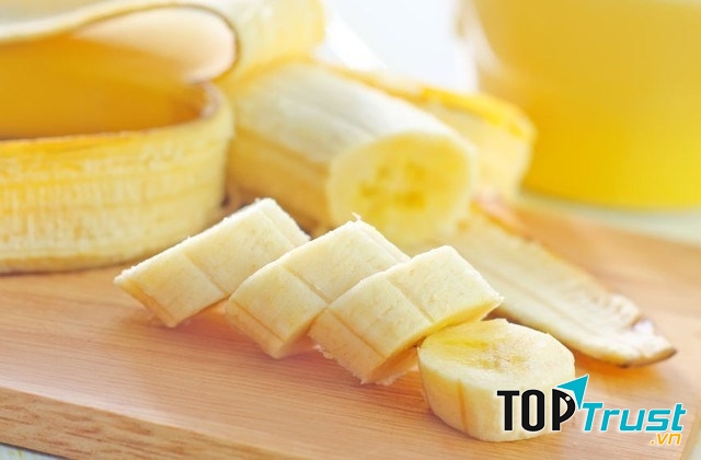 Chuối trị buồn nôn hiệu quả