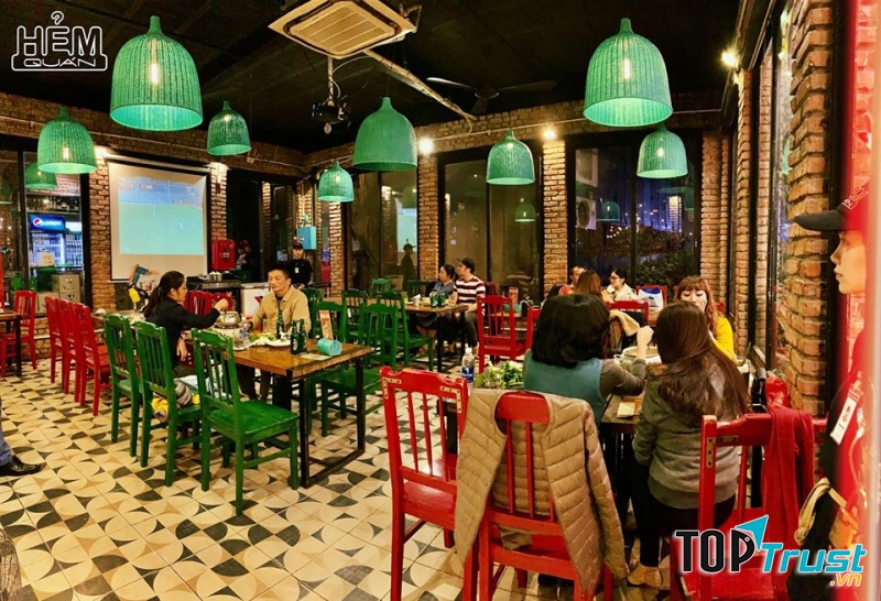 Chuỗi nhà hàng Hẻm Quán