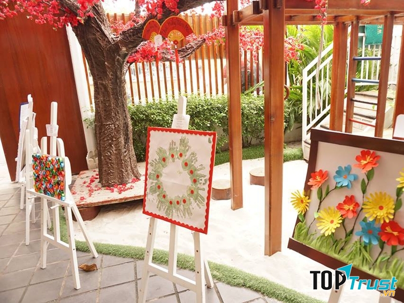 Trẻ được học các môn năng khiếu ở Chuồn Chuồn Kim