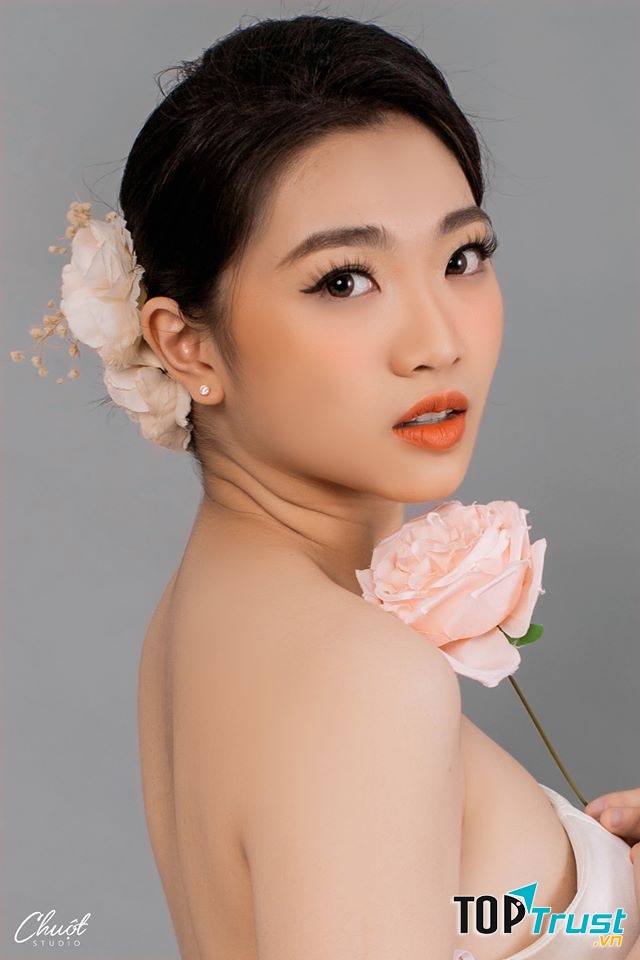 Bia Nguyễn Make up (Duy Anh Studio)