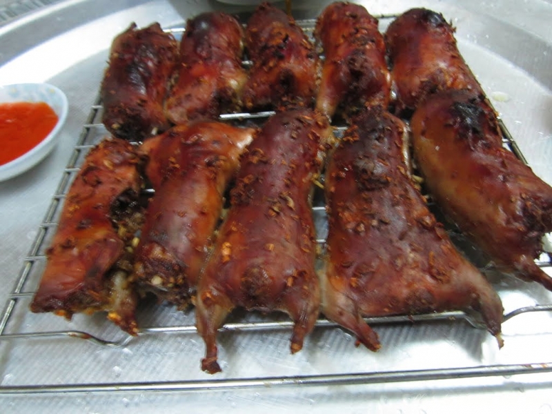 Hiện nay chuột đồng đã trở thành món đặc sản của các quán ăn, nhà hàng.