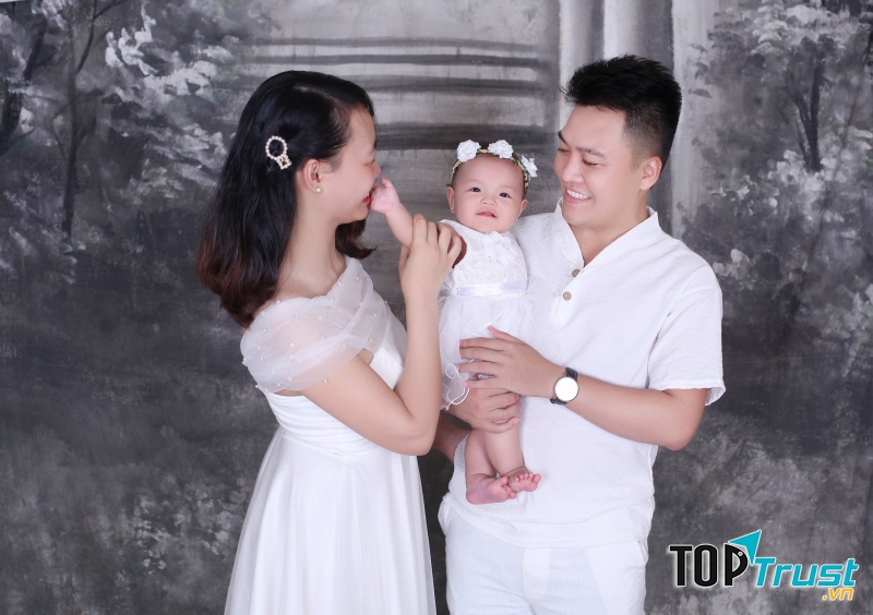 Chụp Ảnh Cho Bé Baby Mom Studio